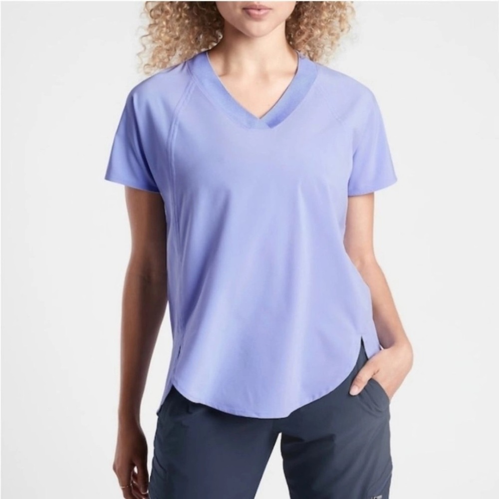 Athlete Zyphr Featherweight V-Neck Tee - Picture 2 of 10